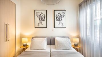 Comfort Apartment, 3 Bedrooms (1st Floor) | Individually furnished, desk, laptop workspace, blackout drapes