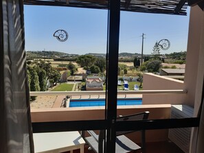 Habitación doble, vista a la alberca (205) | Vista desde la habitación
