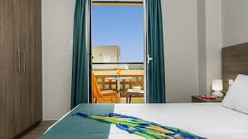 Chambre Supérieure Double ou avec lits jumeaux, vue jardin | Vue de la chambre