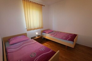 2 bedrooms, free WiFi, bed sheets