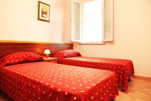 Apartment, 2 Bedrooms | Individually decorated, individually furnished, bed sheets - Apartments Gaudi' (Alghero)