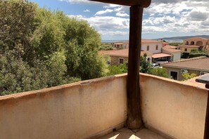 Apartment, 2 Schlafzimmer | Blick vom Balkon