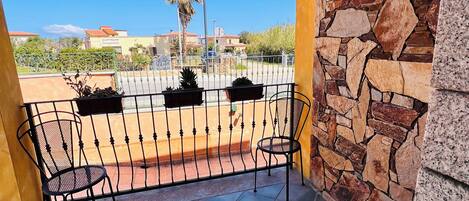 Appartement, 3 chambres | Balcon