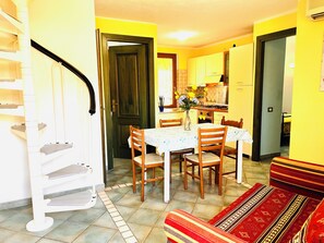 Apartment, 3 Bedrooms | Living area