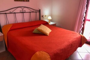 Apartment, 2 Bedrooms | Individually decorated, individually furnished, cribs/infant beds - Happy Sardinia 3 Querce Two (San Teodoro)