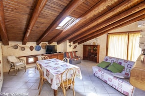 Living area - Solarium House (San Teodoro)