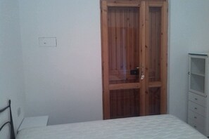 Apartment, 2 Schlafzimmer | 3 Schlafzimmer, individuell dekoriert, individuell eingerichtet