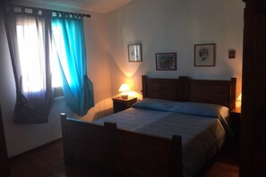 Apartamento, 2 quartos | Individualmente decorados, individualmente mobiliados