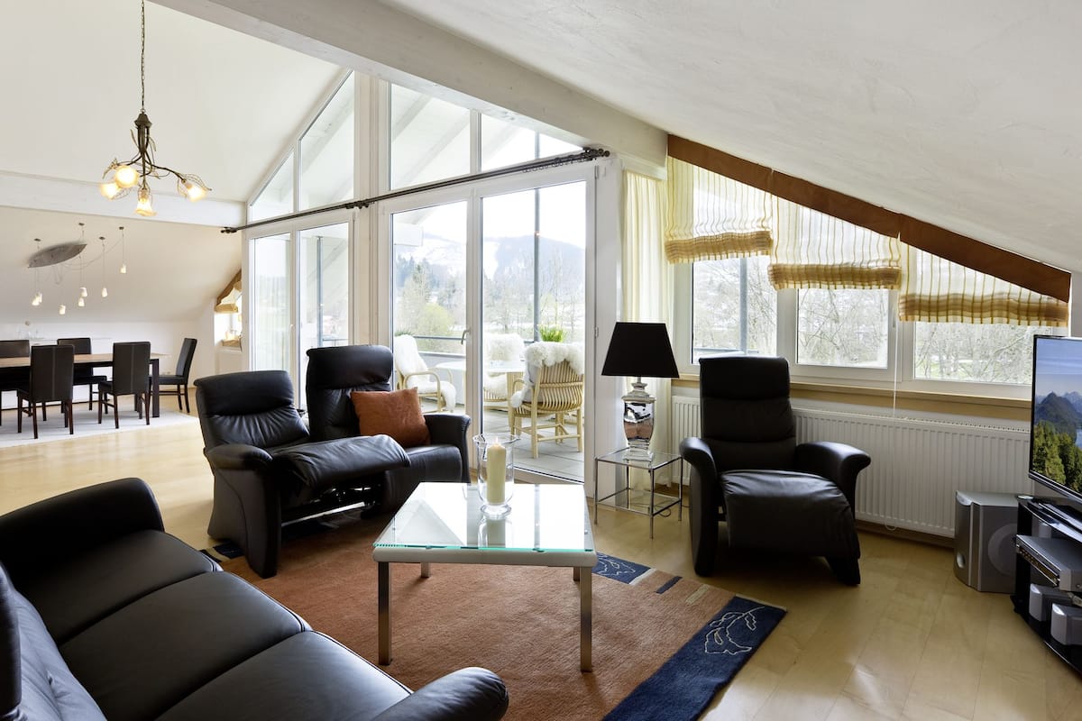 Deluxe appartement (Bergkristall) | Luxe beddengoed, een kluis op de kamer, verduisterende gordijnen