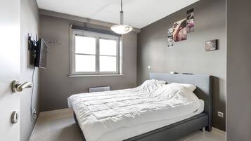 Apartment, 2 Bedrooms | Free WiFi