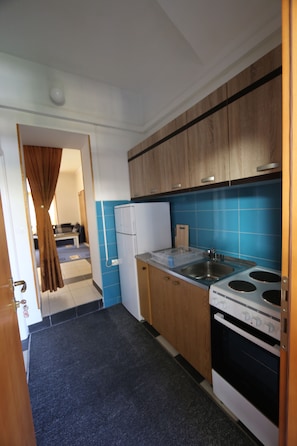 Classic Apartment, Hill View | Private kitchen