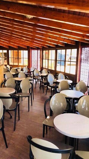 Tägliches nach Wunsch zubereitetes Frühstück gegen Gebühr