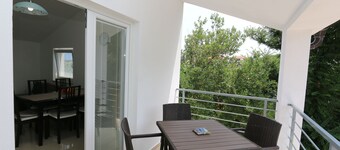 Apartment Majcen (56032-A1) - Silo - island Krk