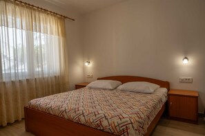 2 bedrooms, free WiFi, bed sheets - Apartment Bogovic in Šilo (Silo - island Krk)