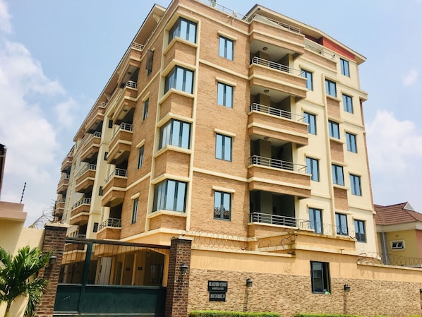 Front of property - Vertex Realty Apartment Oniru (Lagos)