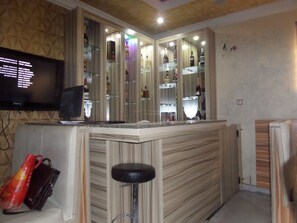 Bar (in der Unterkunft)