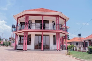 Exterior - Marina Lake View Apartments (Jinja)