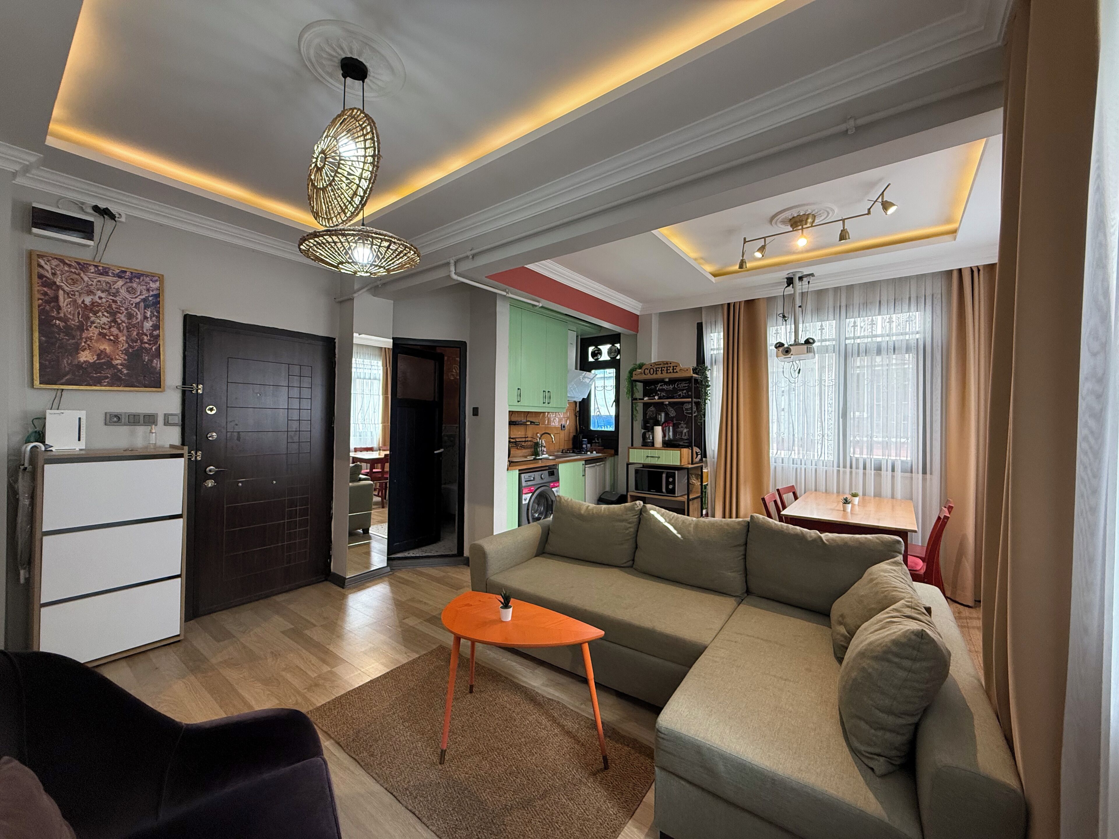 Apartment, 2 Schlafzimmer, Balkon | Wohnbereich
