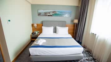 1 bedroom, premium bedding, memory foam beds, in-room safe