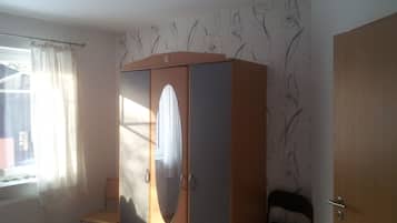 Apartemen Basic, 1 kamar tidur (incl. cleaning fee 12 EUR) | Fasilitas kamar