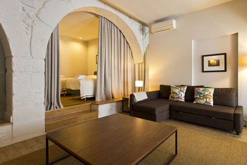 RVA Gustavo Eiffel Apartments