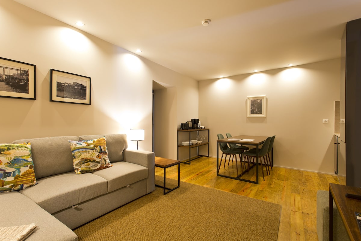 Íbúð - 1 svefnherbergi (sofa bed) | Stofa | LED-sjónvarp