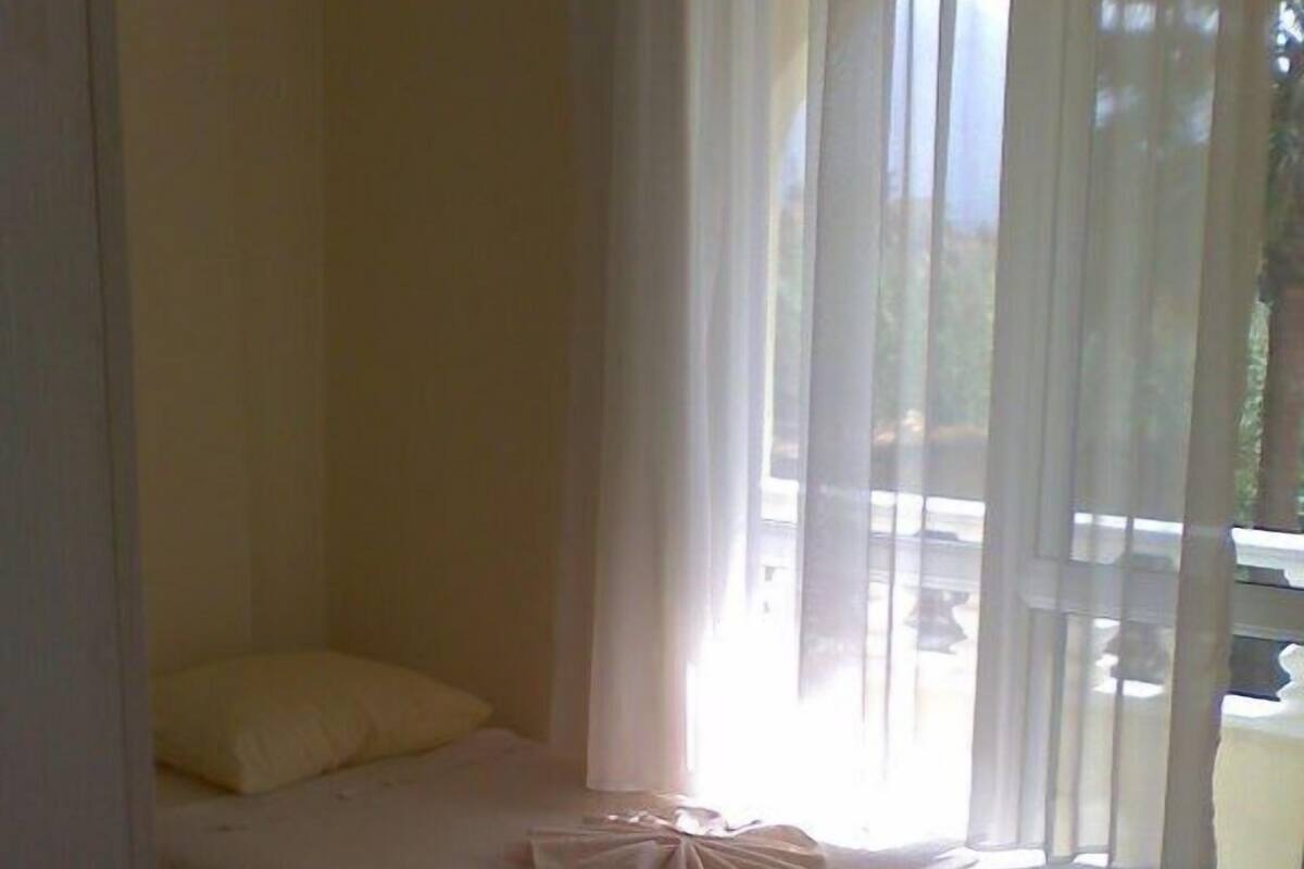 Standard Triple Room | Rollaway beds (surcharge), WiFi (free), bed sheets