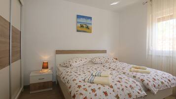 1 dormitorio, Internet, ropa de cama