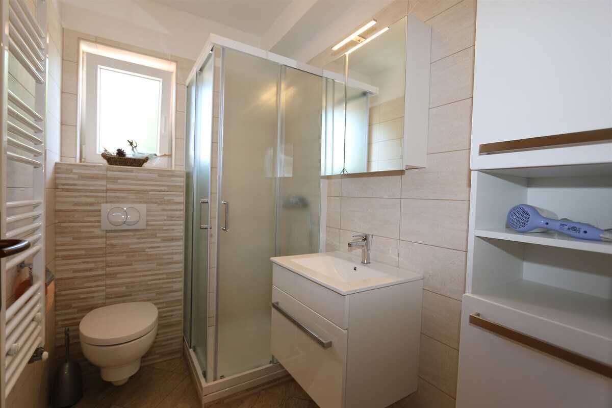 Hair dryer, towels