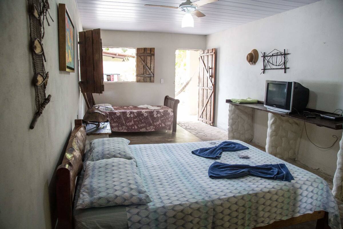 Standard-Dreibettzimmer | Minibar, kostenloses WLAN, Bettwäsche