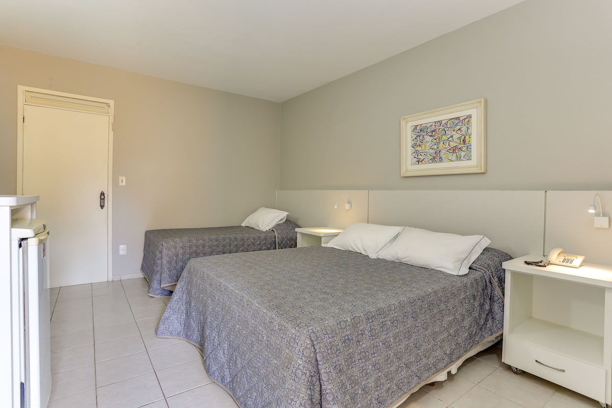 1 bedroom, minibar, blackout drapes, free WiFi