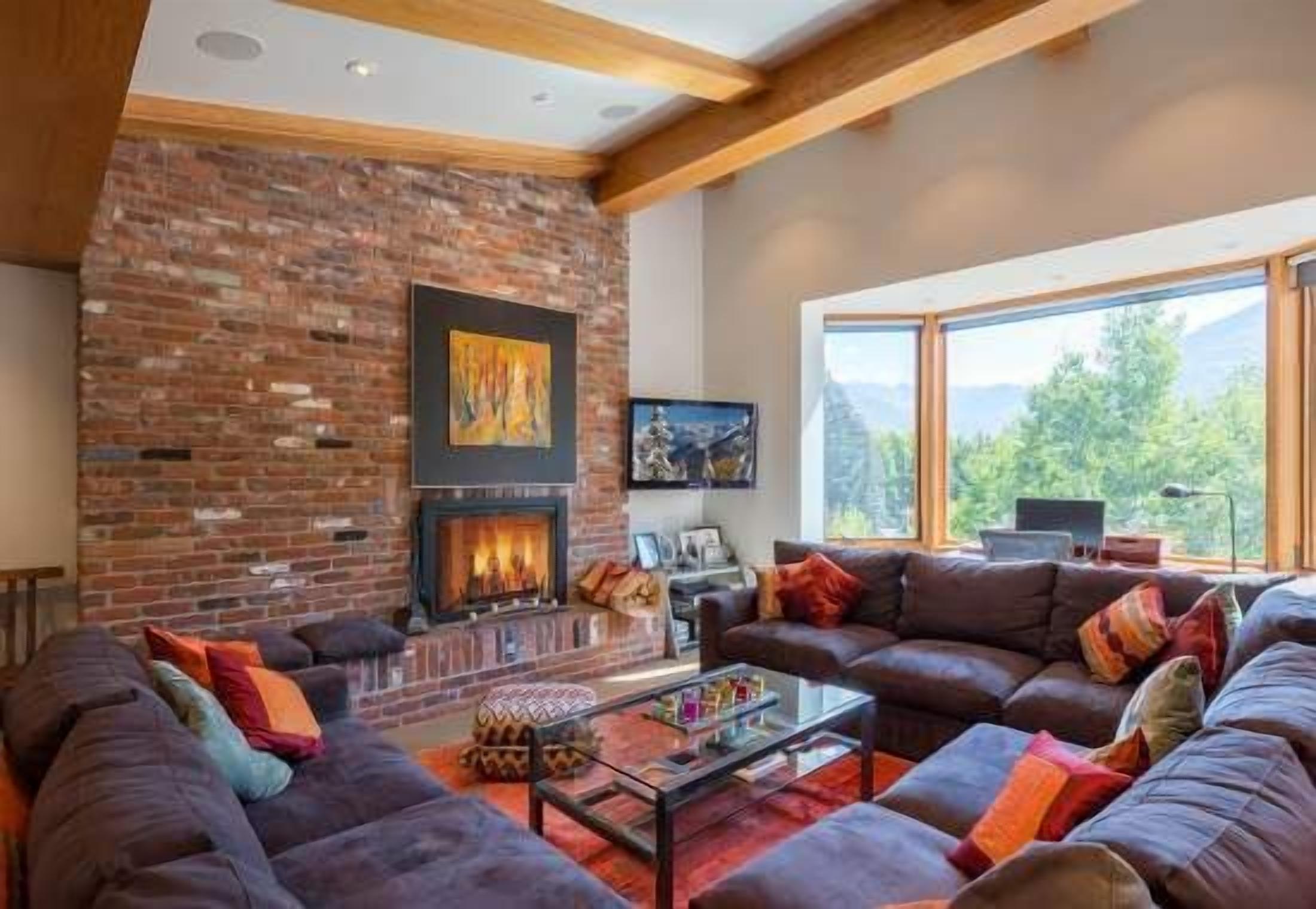 Mill Creek Court Condos 100 Yards From Gondola One! Penthouse Condo
