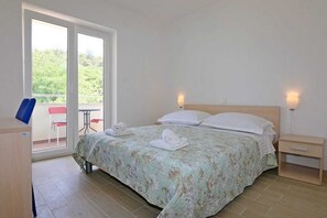 2 bedrooms, free WiFi, bed sheets - Apartment Sucic Iva i Tea (86111-A1) (Soline - island Krk)