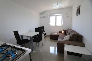 TV - Apartment - Saramandic - ( 49858-A2 ) (Silo - island Krk)