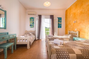 Design Apartment, Garden View | Individually decorated, individually furnished, laptop workspace - Pelagic (Corfu)