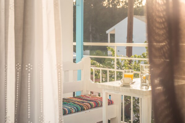 Design Apartment, Garden View | Terrace/patio - Pelagic (Corfu)