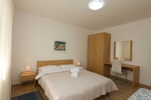 3 Schlafzimmer, Bügeleisen/Bügelbrett, kostenloses WLAN, Bettwäsche