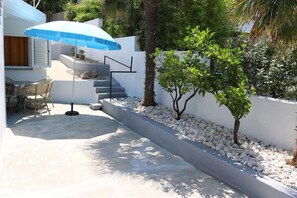 Outdoor dining - Apartment Hodzic nr 1 (Silo - island Krk)