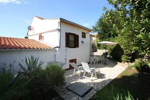 Terrace/patio - Apartment Skornjak Antonija (60262-A1) (Silo - island Krk)