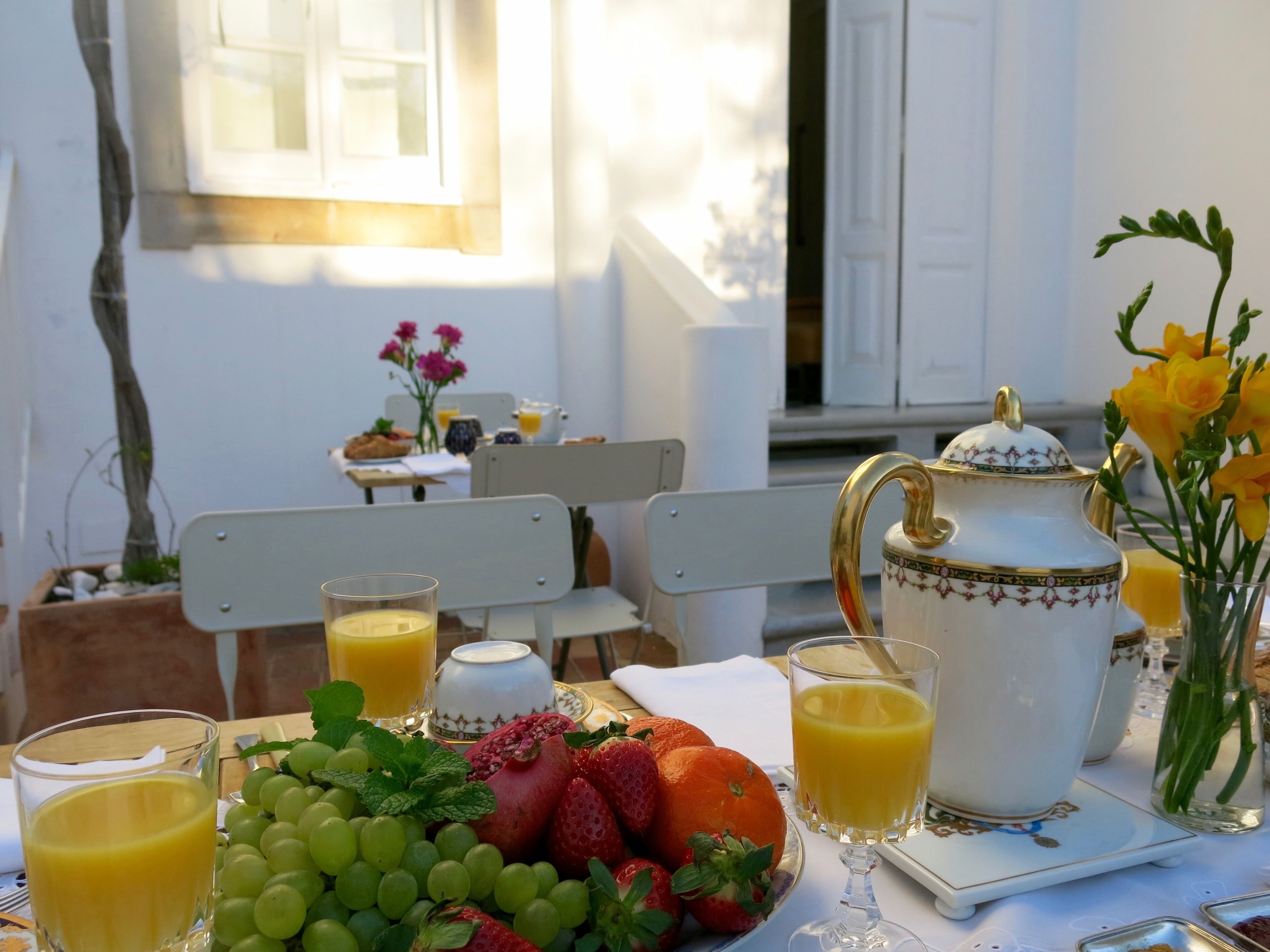 Desayuno bufé gratuito y diario