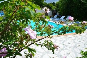 Seasonal outdoor pool