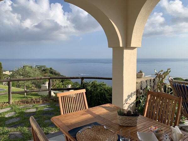 Apartment, 3 Bedrooms | Terrace/patio