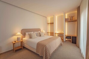 Family Room, City View | Minibar, in-room safe, blackout drapes, soundproofing - Authentic Tavira Hotel (Tavira)