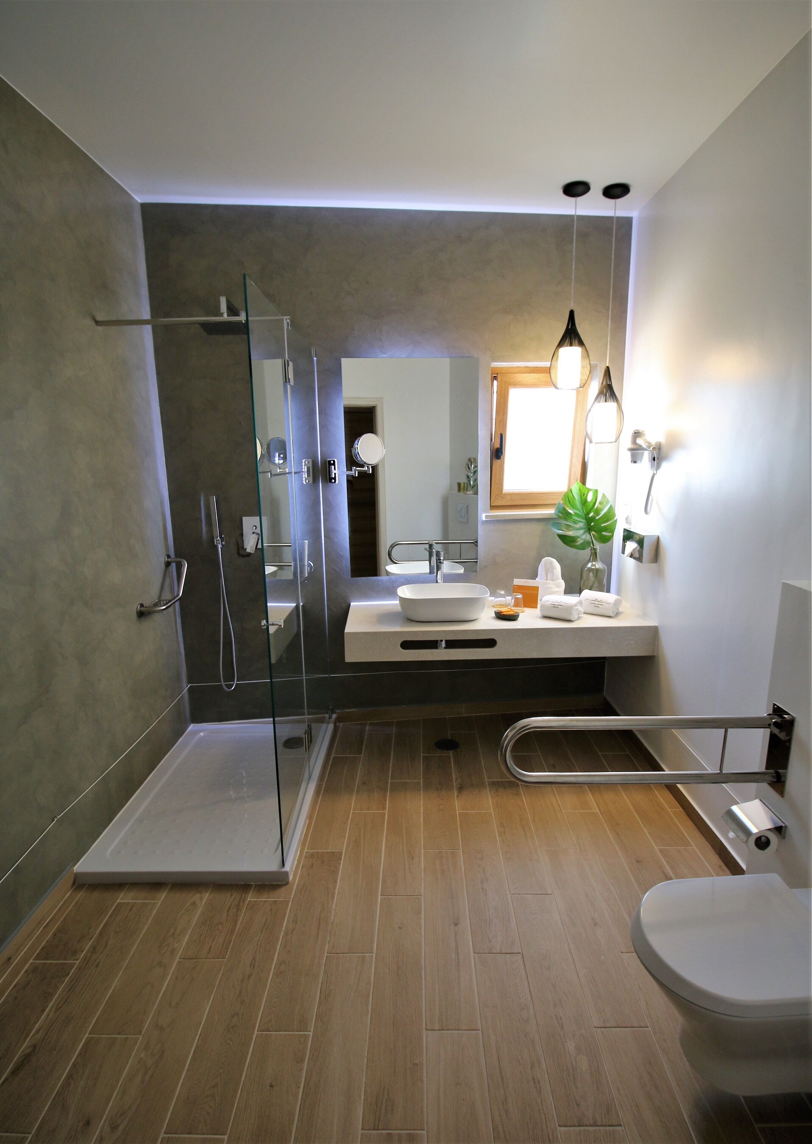 family room, city view | bathroom | shower, hair dryer, towels, soap