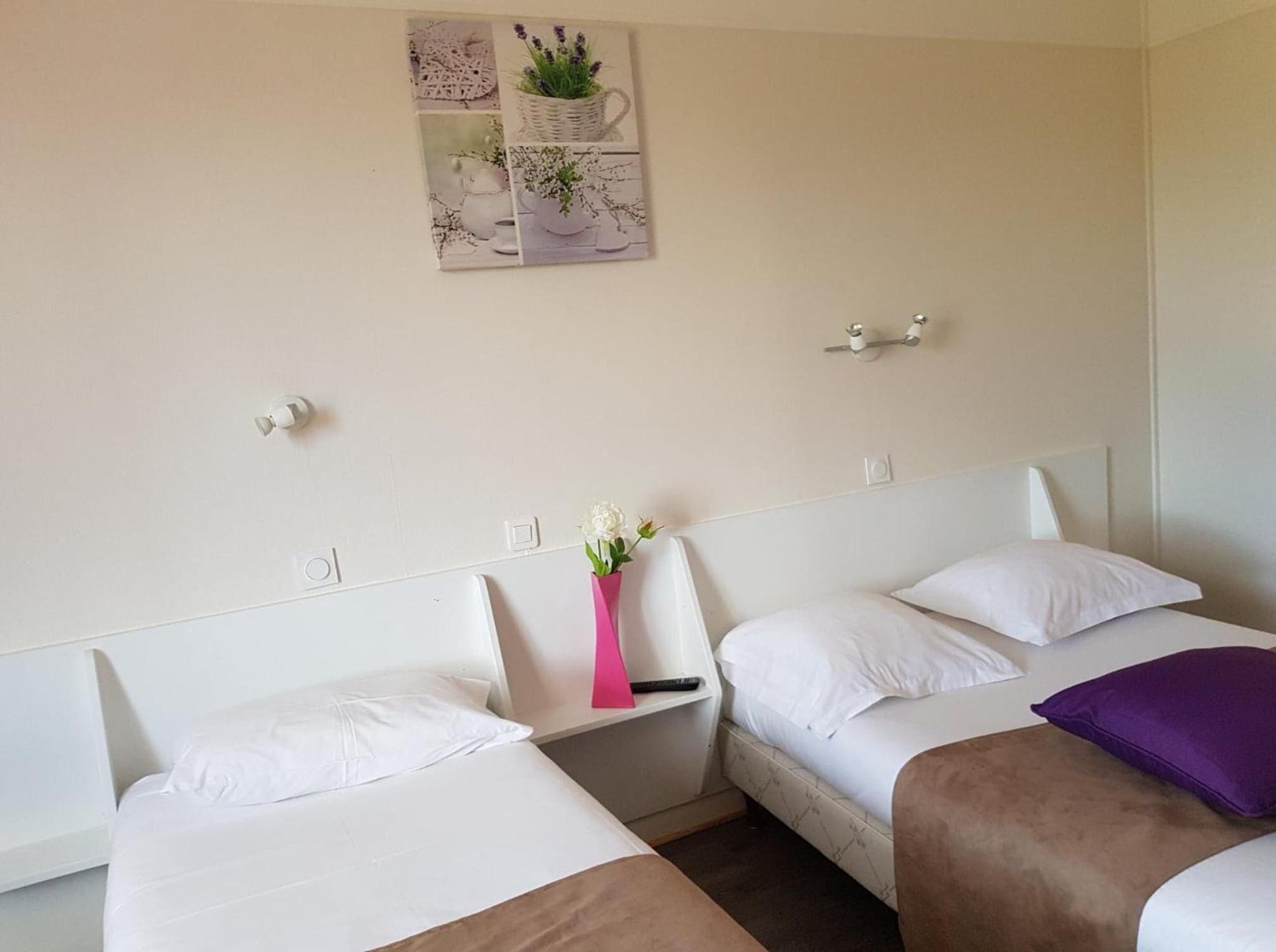 individually decorated, individually furnished, desk, free wifi