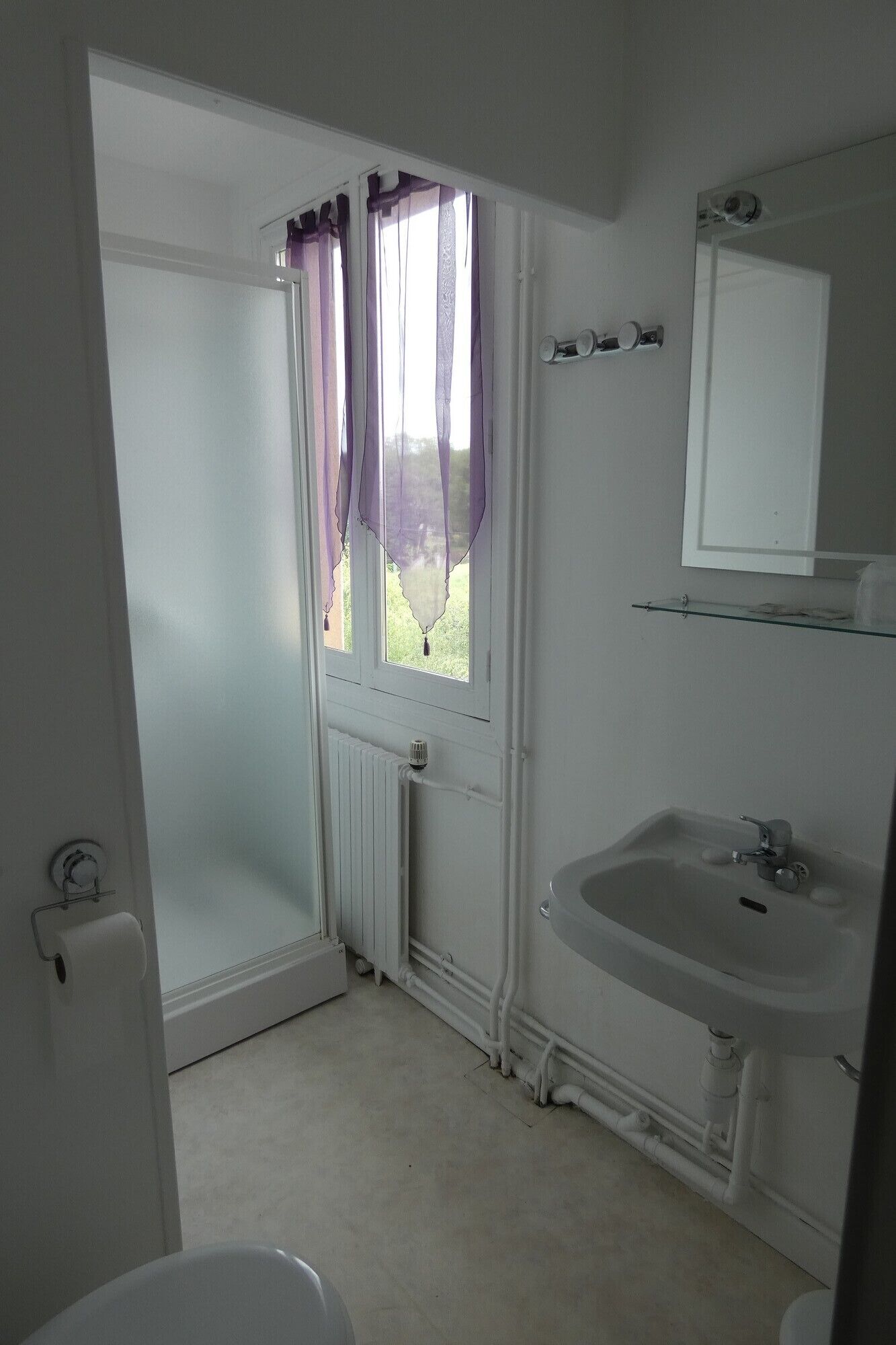 premium triple room | bathroom | free toiletries, hair dryer, towels