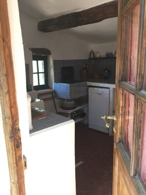 Fridge, dishwasher, electric kettle