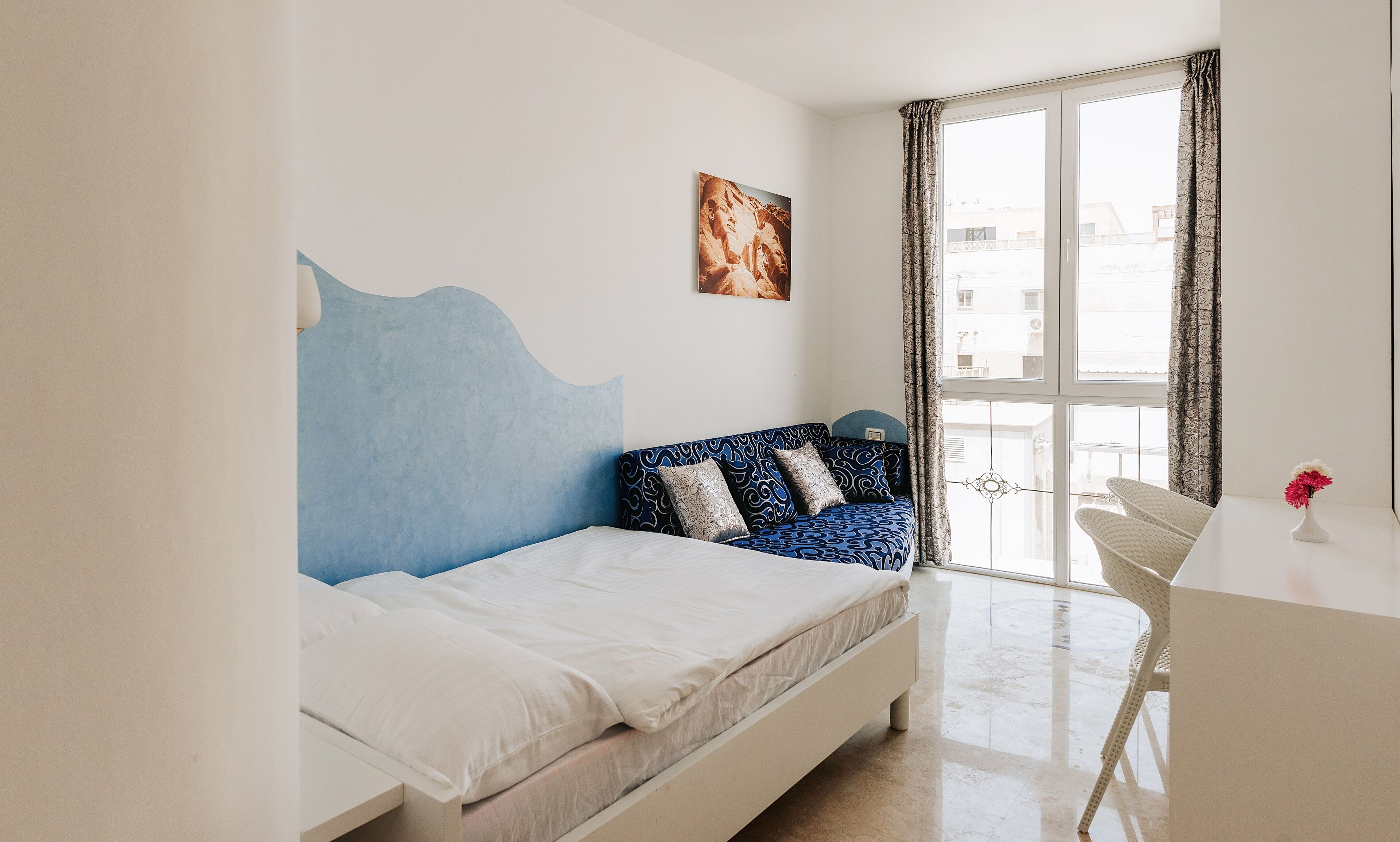 panoramic double room (double room with pyramids view) | 2 bedrooms, minibar, soundproofing, free wifi