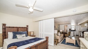 Deluxe Room, 1 Bedroom, Non Smoking | Premium bedding, laptop workspace, blackout drapes, iron/ironing board