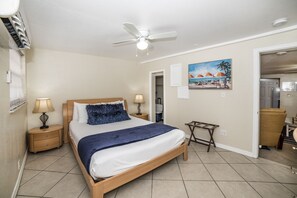 Deluxe Room, 1 Bedroom, Non Smoking | Premium bedding, individually decorated, individually furnished